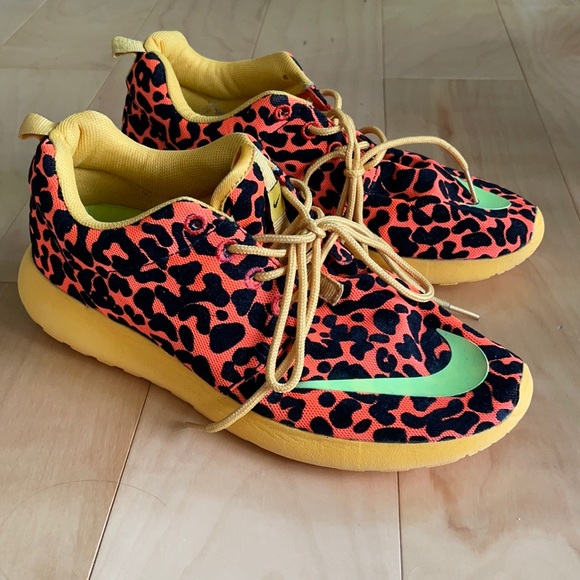 2013 Nike Roshe Run FB “Orange Leopard” Rare - Picture 2 of 10